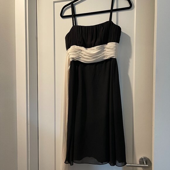 Marie Lund Copenhagen Black Dress – White Waistband – Elegant & Chic - Picture 1 of 2